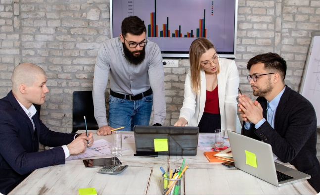 Fractional CMO: A Cost-Effective Leadership Solution for Modern Businesses